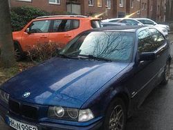 Blau Gebraucht 1999 BMW 316 Compact Sport Line Kleinwagen | 850 € (Fairer Preis)