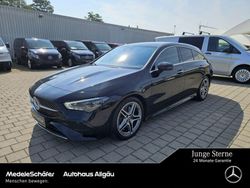 Lack kosmosschwarz (metallic) Gebraucht 2024 Mercedes CLA200 AMG Kombi | 32.840 € (Fairer Preis)