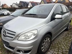 Polarsilber metalliclack Gebraucht 2010 Mercedes B180 Van / Kleinbus | 2.150 € (Fairer Preis)
