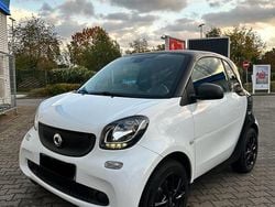 Weiß Gebraucht 2015 Smart ForTwo Coupé Coupé | 9.500 € (Fairer Preis)
