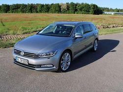 Silber Gebraucht 2016 VW Passat Highline Kombi | 13.999 € (Fairer Preis)