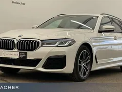 Alpinweiss Gebraucht 2021 BMW 530 Shadowline Kombi | 44.440 € (Teuer)