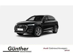 Mythosschwarz metallic Gebraucht 2024 Audi Q5 Advanced SUV | 43.500 € (Guter Preis)