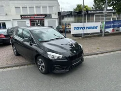 Schwarz Gebraucht 2018 BMW 220 Active Tourer Advantage Van / Kleinbus | 14.900 € (Fairer Preis)