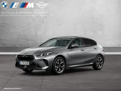 Grau Neu 2025 BMW 120 Sport Line Kleinwagen | 47.440 €