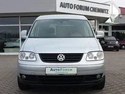 Silber Gebraucht 2009 VW Caddy Maxi Life Van / Kleinbus | 5.985 € (Fairer Preis)