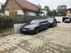 Grau Gebraucht 2004 Volvo V70 Kombi | 7.990 €
