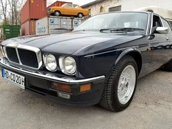 Blau Gebraucht 1993 Jaguar XJ12 Limousine | 19.000 €