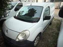 Weiß Gebraucht 2015 Renault Kangoo Van / Kleinbus | 5.200 € (Fairer Preis)