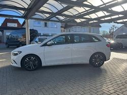Gebraucht 2024 Mercedes B200 Van / Kleinbus | 29.460 € (Guter Preis)