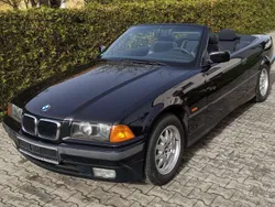 Schwarz Gebraucht 1999 BMW 318 Cabriolet Cabrio | 7.990 € (Fairer Preis)