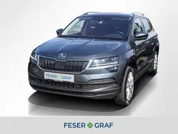 Quarzgrau metallic Gebraucht 2021 Skoda Karoq Style SUV | 22.940 € (Fairer Preis)
