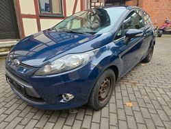 Blau Gebraucht 2012 Ford Fiesta Trend Kleinwagen | 1.750 € (Guter Preis)
