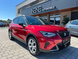 "desire" rot Gebraucht 2023 Seat Arona FR SUV | 22.990 € (Fairer Preis)