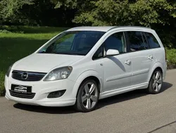 Weiß Gebraucht 2009 Opel Zafira OPC Van / Kleinbus | 2.899 € (Fairer Preis)