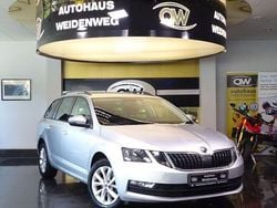 Silber Gebraucht 2018 Skoda Octavia Ambition Kombi | 12.950 € (Fairer Preis)