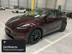 Rot Gebraucht 2023 Tesla Model Y Performance SUV | 41.100 € (Fairer Preis)