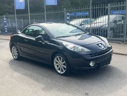 Schwarz Gebraucht 2009 Peugeot 207 CC Roland Garros Cabrio | 4.550 € (Fairer Preis)