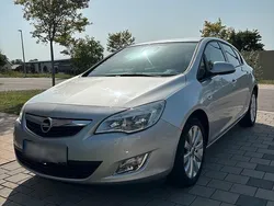 Silber Gebraucht 2010 Opel Astra Kombi | 3.700 € (Fairer Preis)