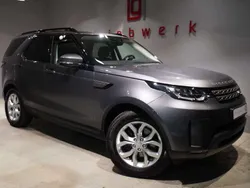 Grau Gebraucht 2018 Land Rover Discovery 5 SE SUV | 37.941 € (Etwas zu teuer)