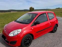 Rot Gebraucht 2009 Renault Twingo Authentique Kleinwagen | 1.500 € (Guter Preis)