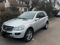 Silber Gebraucht 2005 Mercedes 320 Limousine | 5.750 €