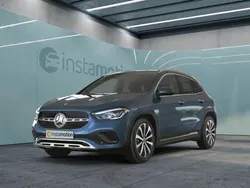 Blau Gebraucht 2021 Mercedes GLA250 Progressive SUV | 35.203 € (Teuer)