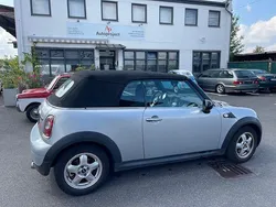 Silber (metallic) Gebraucht 2010 Mini Cooper Cabriolet Pepper Cabrio | 6.450 € (Guter Preis)