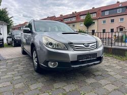 Silber Gebraucht 2010 Subaru Legacy Active SUV | 2.700 € (Guter Preis)