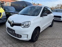 Weiß Gebraucht 2022 Renault Twingo Urban Night Kleinwagen | 9.800 € (Guter Preis)