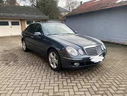 Grau Gebraucht 2008 Mercedes E220 Limousine | 9.750 € (Teuer)