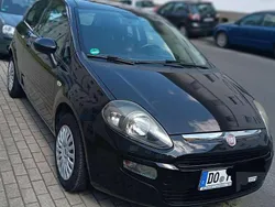 Schwarz Gebraucht 2011 Fiat Grande Punto Kleinwagen | 2.900 € (Fairer Preis)