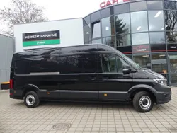 Deep black perleffek (metallic) Gebraucht 2021 VW Crafter Van | 27.799 € (Guter Preis)