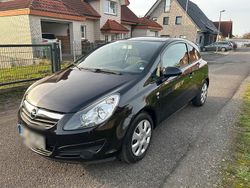 Schwarz Gebraucht 2010 Opel Corsa Kleinwagen | 4.200 € (Etwas zu teuer)