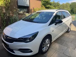 Weiß Gebraucht 2021 Opel Astra Kombi | 16.500 €