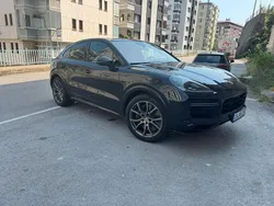 Schwarz Gebraucht 2022 Porsche Cayenne Turbo S SUV | 82.690 €