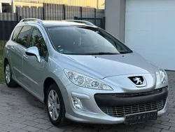 Grau Gebraucht 2011 Peugeot 308 Premium Kombi | 2.499 € (Fairer Preis)