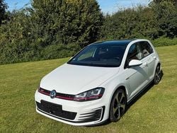 Weiß Gebraucht 2014 VW Golf VII GTI Limousine | 16.800 € (Fairer Preis)