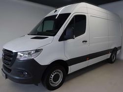Arktikweiss Gebraucht 2021 Mercedes Sprinter Van | 27.690 € (Fairer Preis)