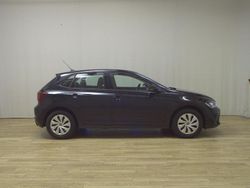Schwarz Gebraucht 2022 VW Polo Life Kleinwagen | 14.980 € (Guter Preis)