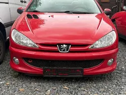 Rot Gebraucht 2004 Peugeot 206 Cabrio | 1.000 € (Fairer Preis)