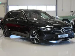 Schwarz Gebraucht 2022 Mercedes C220 Kombi | 33.970 € (Fairer Preis)
