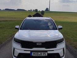 Weiß Gebraucht 2020 Kia Sorento Spirit SUV | 34.999 € (Fairer Preis)