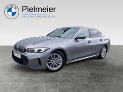 Grau Gebraucht 2023 BMW 330 M Sport Limousine | 42.850 € (Fairer Preis)