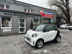 Weiß Gebraucht 2021 Smart ForTwo Electric Drive | 8.690 € (Guter Preis)