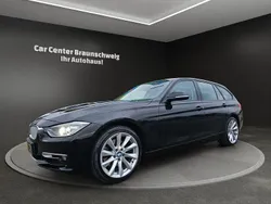 Schwarz Gebraucht 2012 BMW 330 Sport Line Kombi | 12.999 € (Etwas zu teuer)