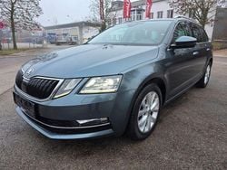 Grau Gebraucht 2020 Skoda Octavia Style Kombi | 11.990 € (Guter Preis)
