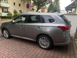 Gebraucht 2020 Mitsubishi Outlander Plus SUV | 23.000 € (Fairer Preis)