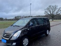 Schwarz Gebraucht 2017 Hyundai H-1 Van / Kleinbus | 12.800 € (Fairer Preis)
