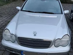 Silber Gebraucht 2004 Mercedes C180 Classic Kombi | 2.800 € (Fairer Preis)